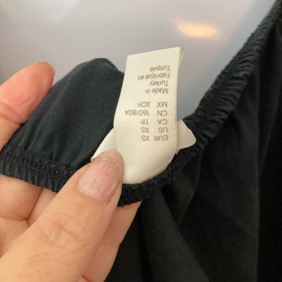 Black and white Detailed floral off the shoulder short sleeve blouse H&M XS - Picture 4 of 4